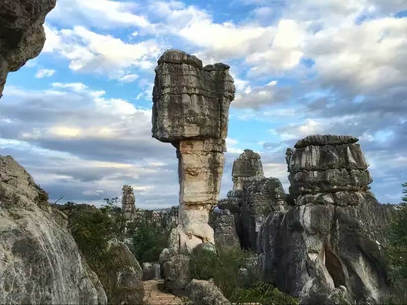 跟团去云南旅游7天大概多少钱？省钱又玩得尽兴的全攻略🌄