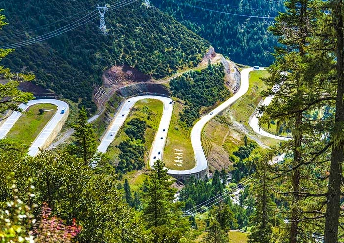剪子湾山-天路十八弯