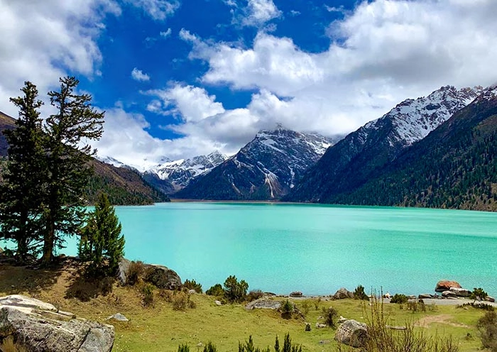 玉隆拉措（新路海）