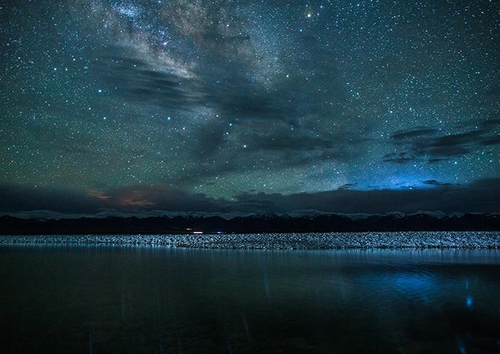 4月去西藏旅游怎么穿衣？超详细分层穿衣攻略+高海拔实战建议