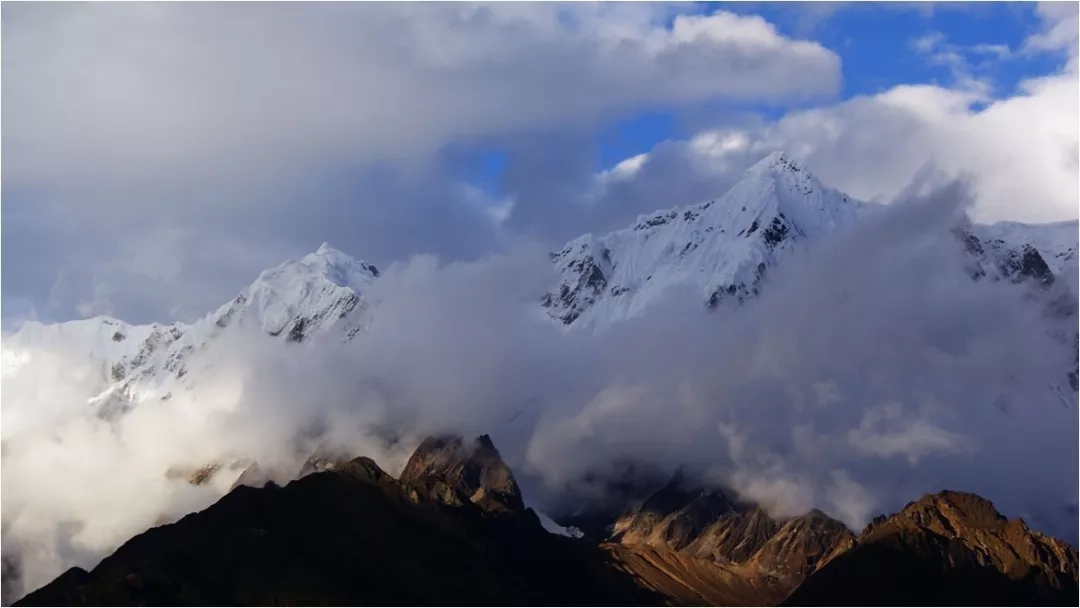南迦巴瓦观山台
