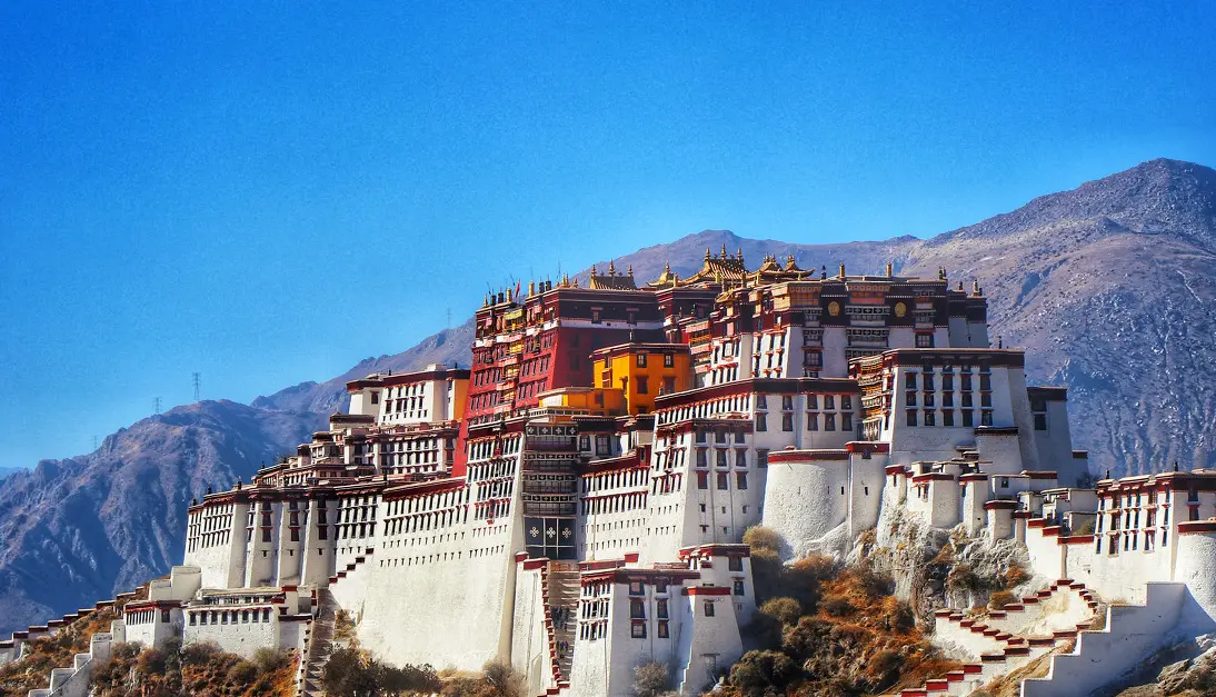 布达拉宫内部为什么禁止拍照？第一次去西藏必知规则与真相