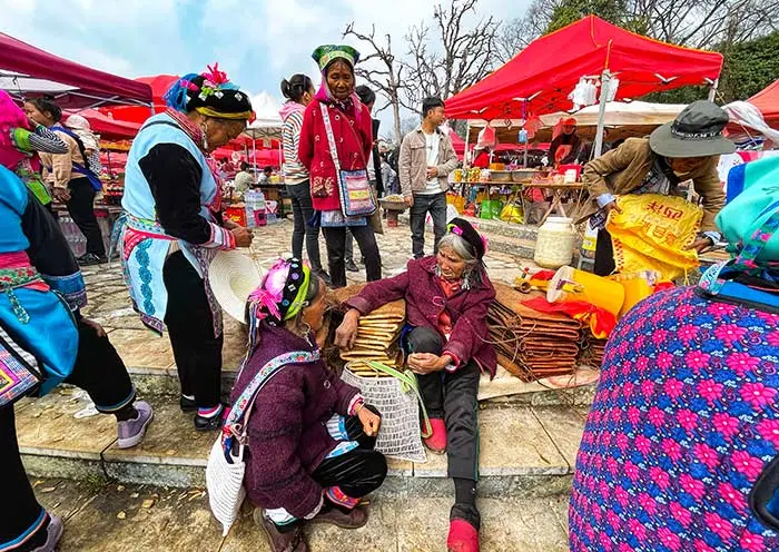 元阳哈尼族集市